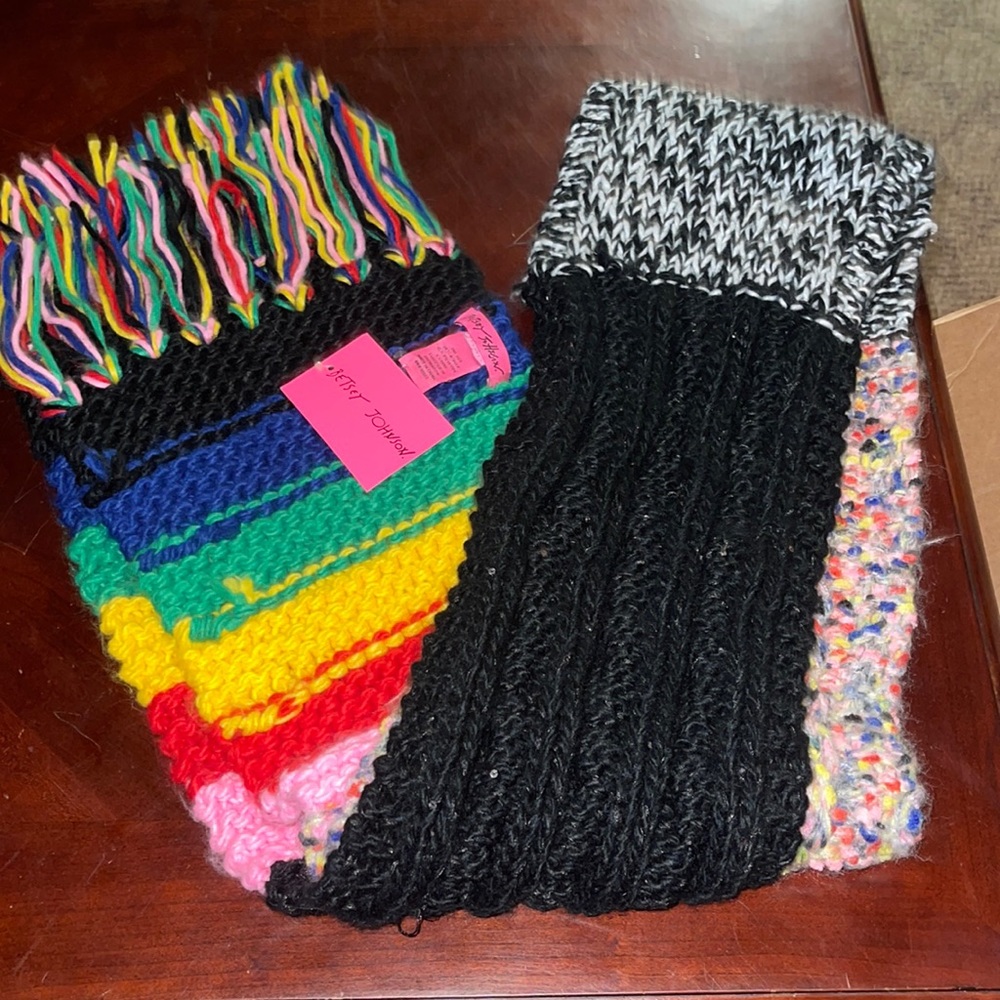 betsy johnson colorful scarf